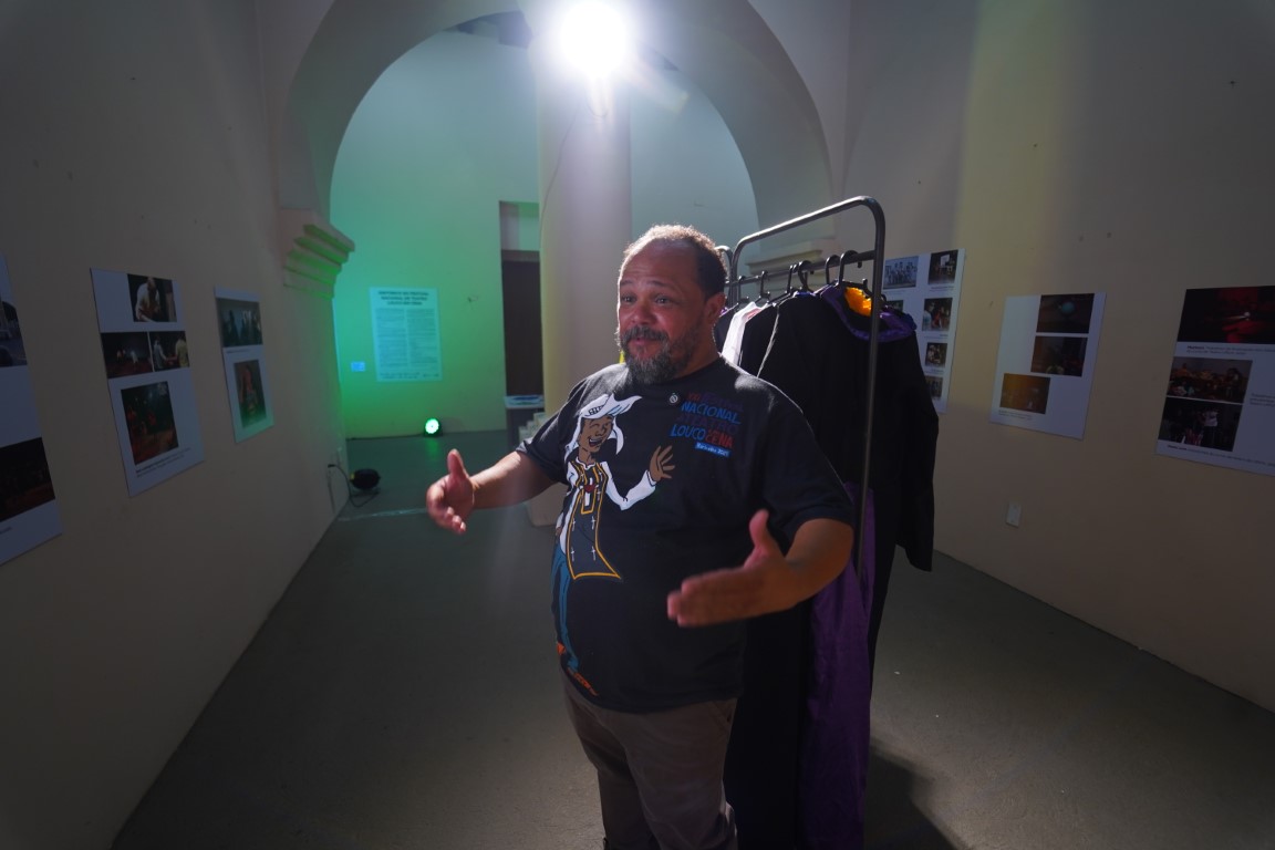 Abertura da exposição “Louco em Cena” marca início da 21ª edição do Festival Nacional de Teatro Louco em Cena